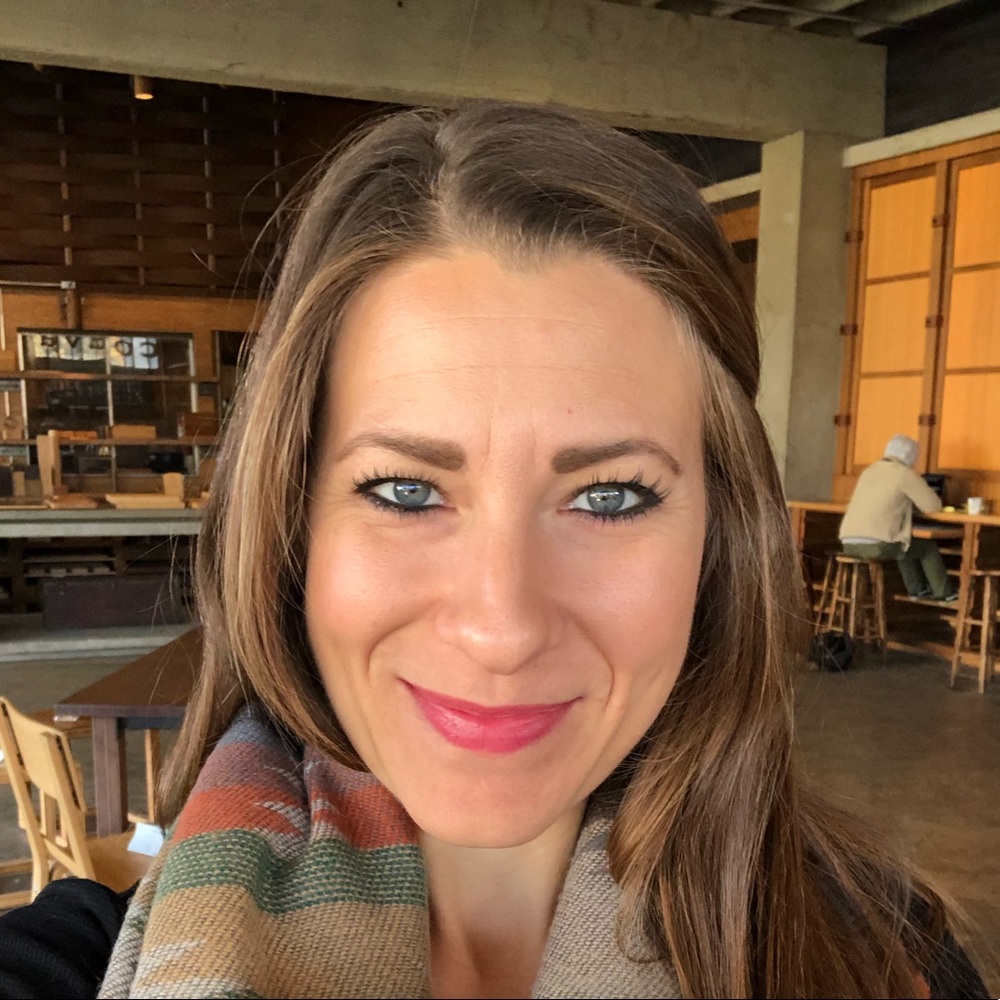 Meet your Posher, Lori